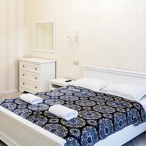 https://vip-apartment-on-udatnogo-4.hotelslviv.net